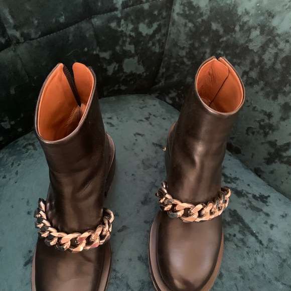 Givenchy Laura Silver Chain boots - Picture 5 of 10